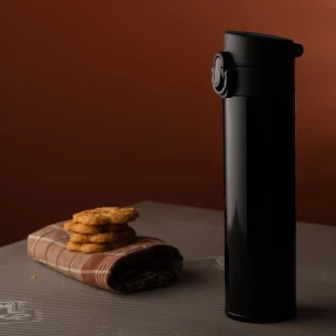 Izotermický hrnek Moline 350 ml - černý