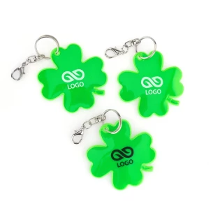 Reflexní přívěsek na klíče Clover